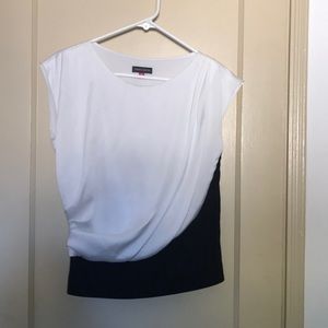Vince Camuto Top